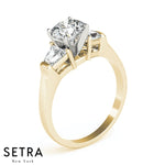 Lab Grown Diamonds With Side Trapezoid Cut Engagement 14kt Gold Ring